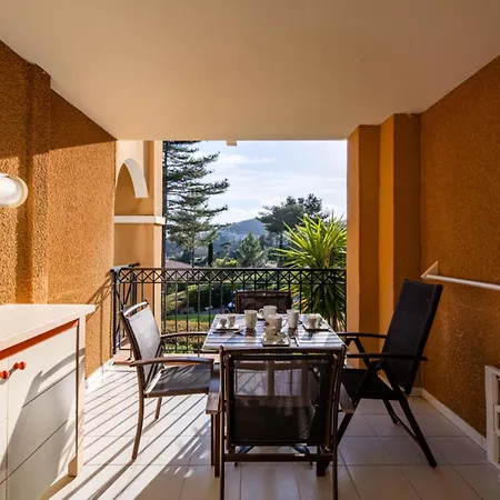 Apartment Le Village De Cap Esterel - Maeva - 4 Personnes Coin Avec Parking Et Terrasse Mae-0523 *