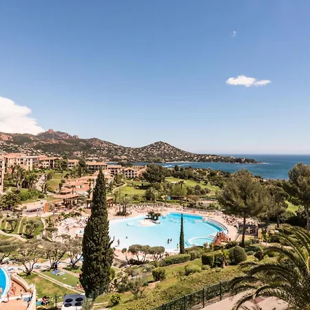 Apartment Le Village De Cap Esterel - Maeva - 4 Personnes Coin Avec Parking Et Terrasse Mae-0523